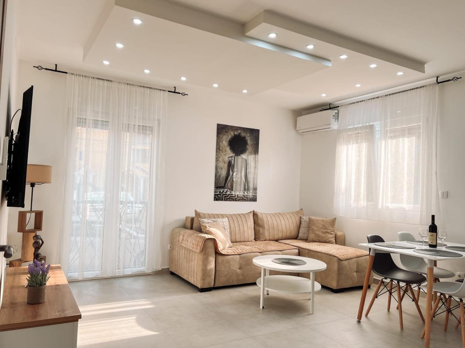 M&N Residence Τίβατ Εξωτερικό φωτογραφία